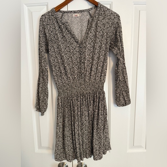 Faherty Montara Leaf Batik Printed Blouson Mini Dress Size XS - Picture 2 of 14